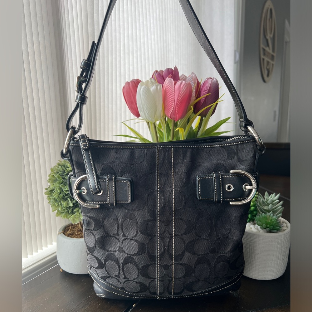 *SOLD* Coach Black Signature Canvas Leather Hobo Bag - Picture 2 of 12